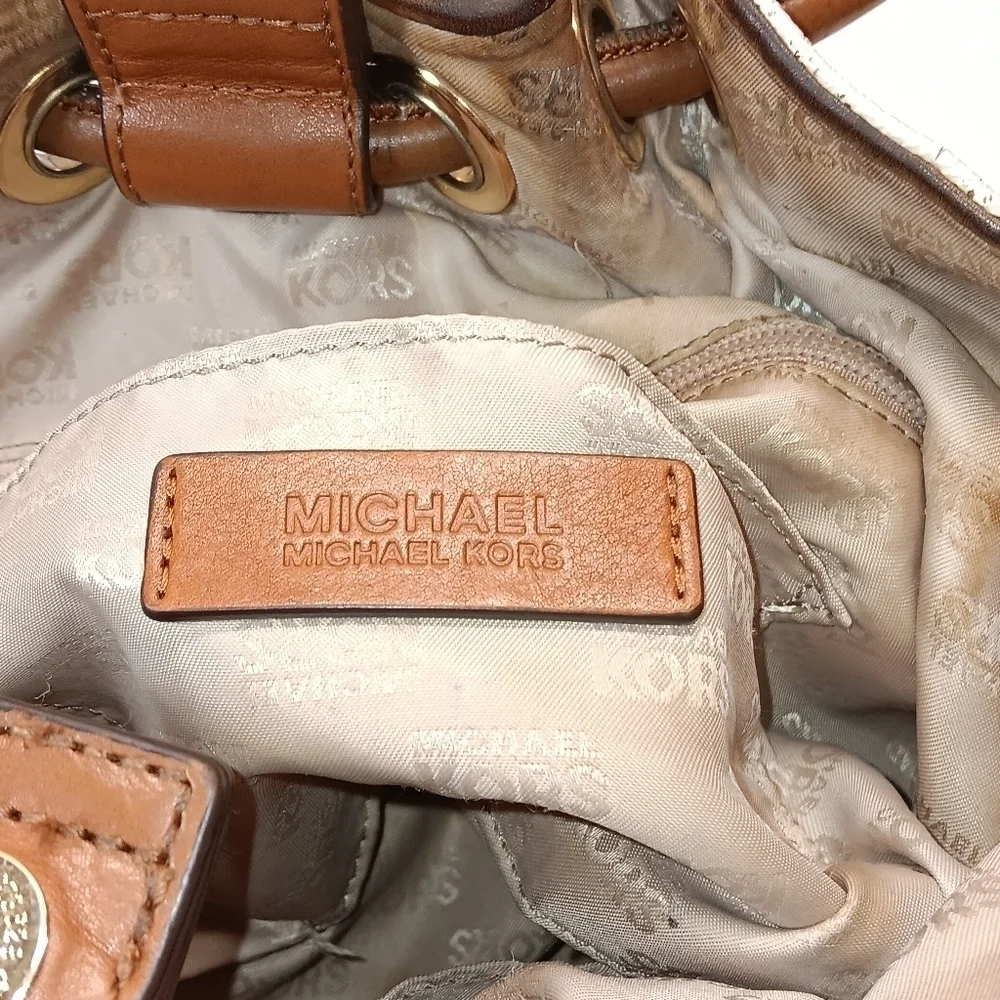 Michael Kors Signature Ring Tote East West Vanilla/Brown Leather Shoulder‎ Bag